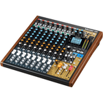 Consola de Audio e Interfaz - Model 12